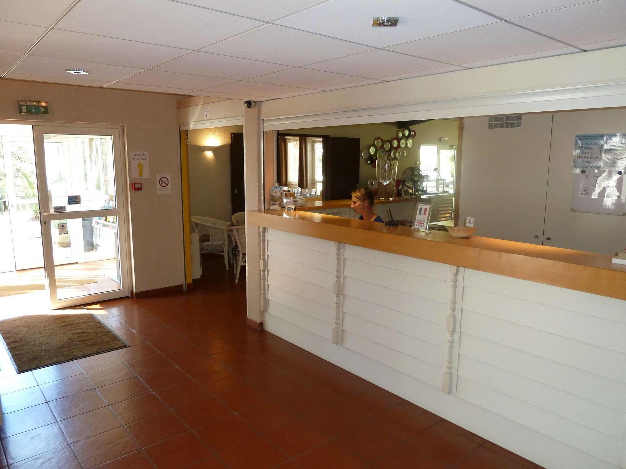 Hotel & Restaurant Heliotel Montferrier-sur-Lez Εξωτερικό φωτογραφία